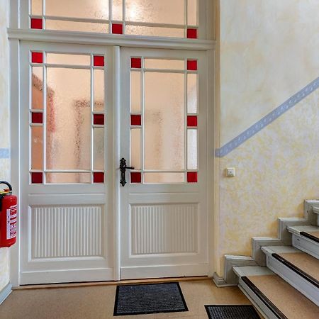 Villa Ahlbeck - Ferienwohnung Kuehlungsborn Heringsdorf  Eksteriør bilde