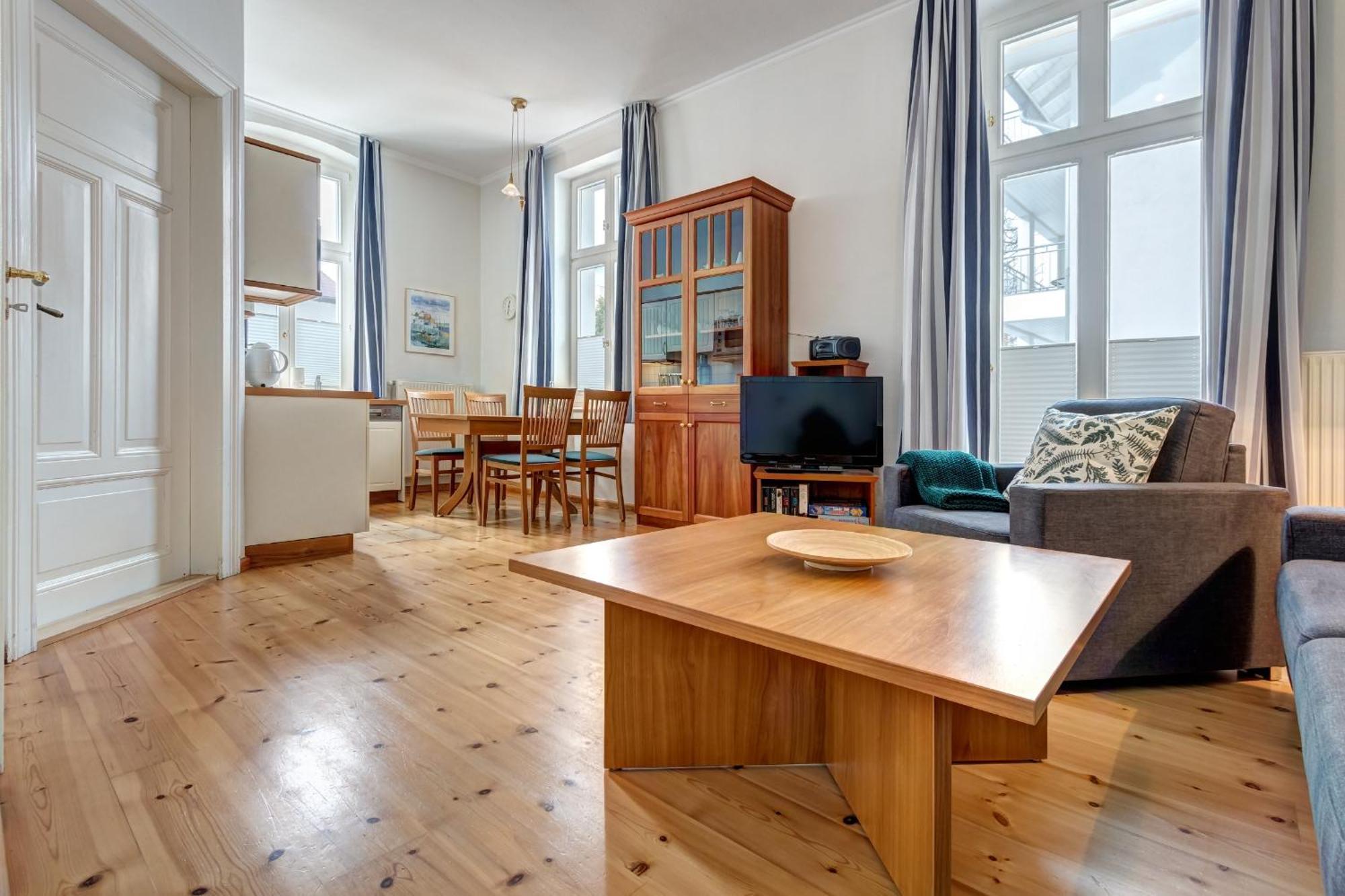 Villa Ahlbeck - Ferienwohnung Kuehlungsborn Heringsdorf  Eksteriør bilde